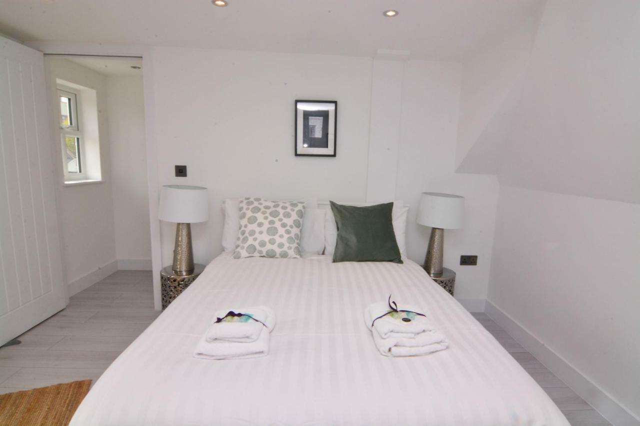 Apartment Wharf - Macarena Apartments London Eksteriør billede